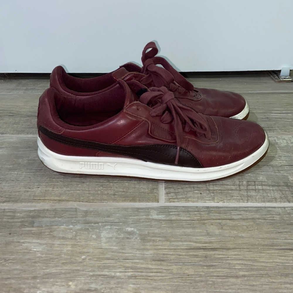 Puma G Vilas in burgundy size 10